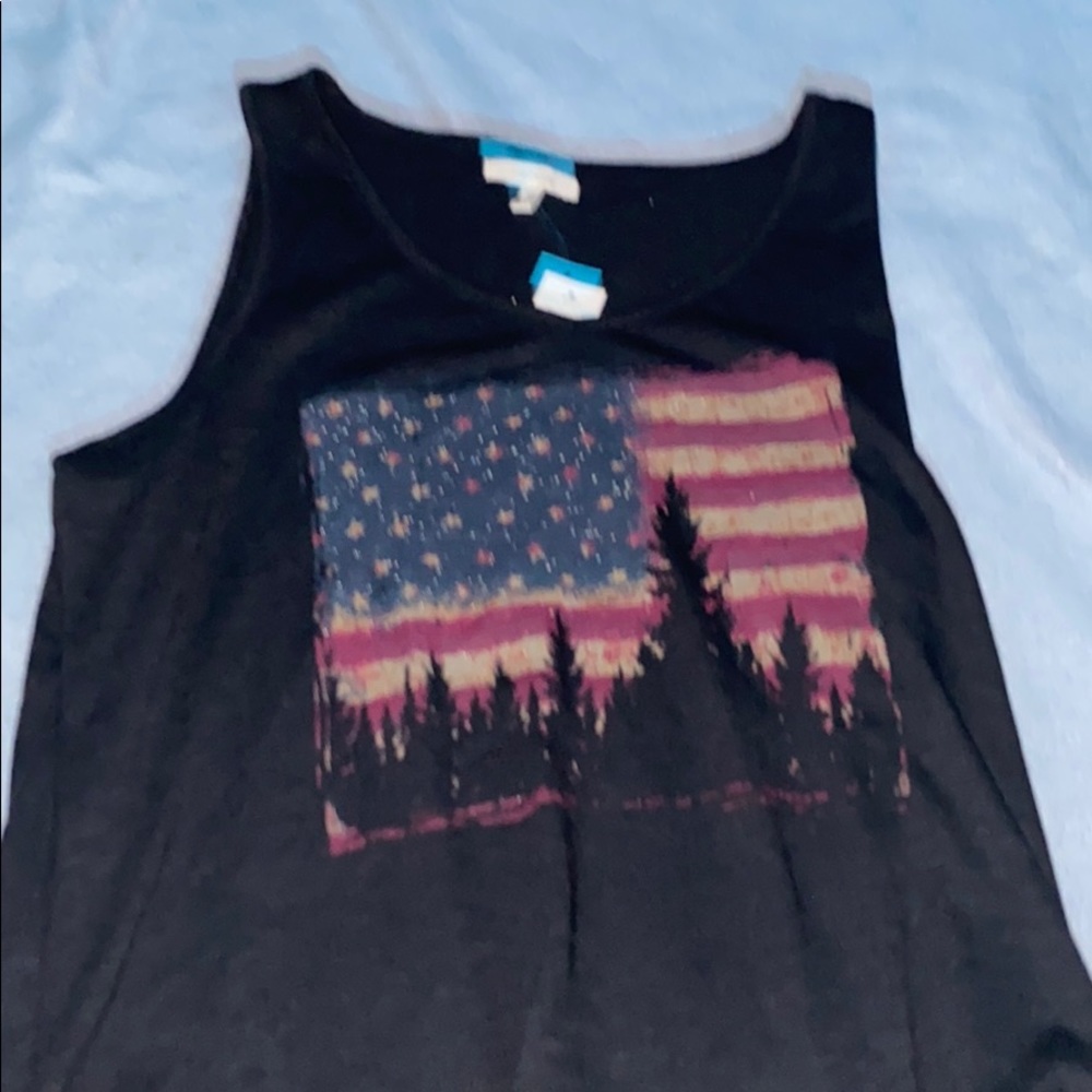 Flag tank